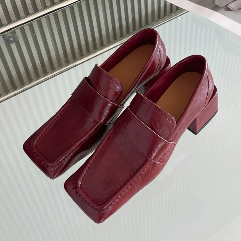 Damskie buty na obcasie typu c – Leather Work Flats Women recenzja i cena