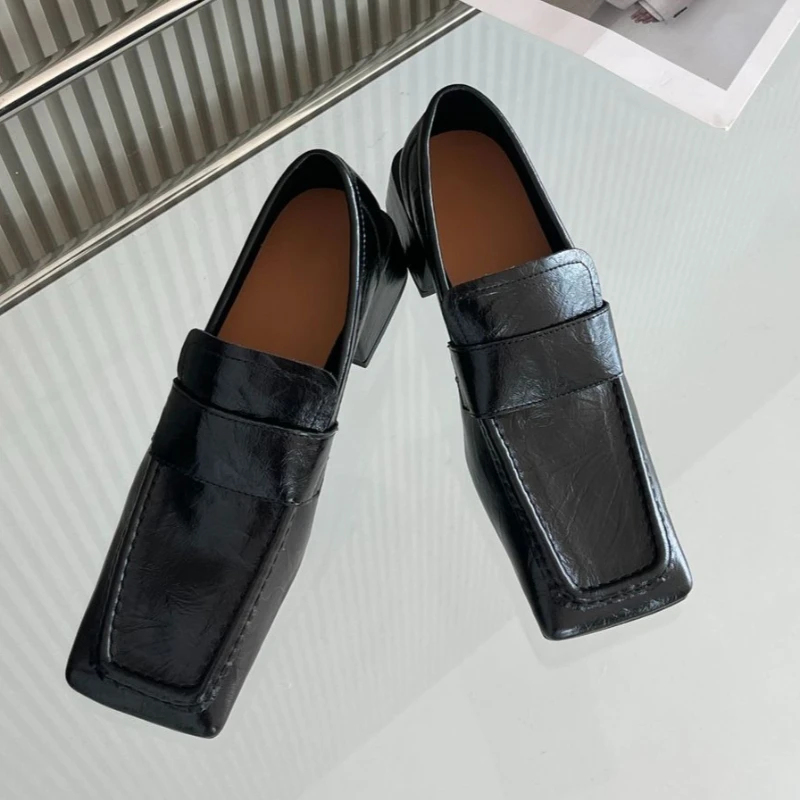 Damskie buty na obcasie typu c – Leather Work Flats Women recenzja i cena